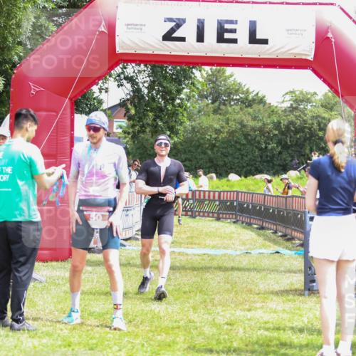 21.06.2026 - 29. Vierlanden-Triathlon Andreas Tolksdorf http://msf.ph/oto/9920699 21.06.2026 13:18:13 Ziel 659, 742, 798 meine-sportfotos.de