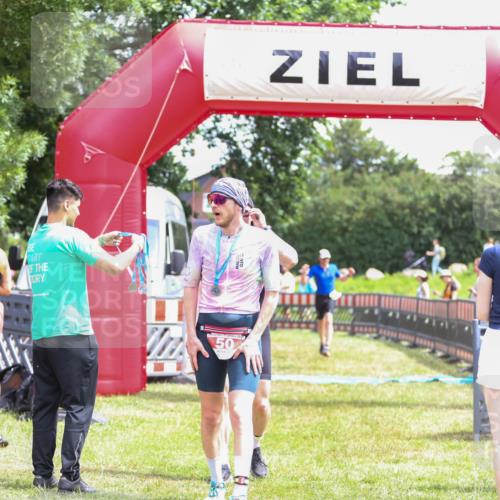 21.06.2026 - 29. Vierlanden-Triathlon Andreas Tolksdorf http://msf.ph/oto/9920703 21.06.2026 13:18:14 Ziel 659, 742, 798 meine-sportfotos.de
