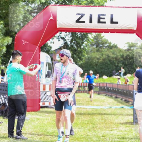 21.06.2026 - 29. Vierlanden-Triathlon Andreas Tolksdorf http://msf.ph/oto/9920704 21.06.2026 13:18:14 Ziel 659, 742, 798 meine-sportfotos.de