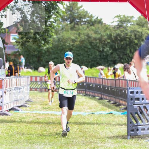 21.06.2026 - 29. Vierlanden-Triathlon Andreas Tolksdorf http://msf.ph/oto/9920737 21.06.2026 13:18:52 Ziel 179, 688 meine-sportfotos.de