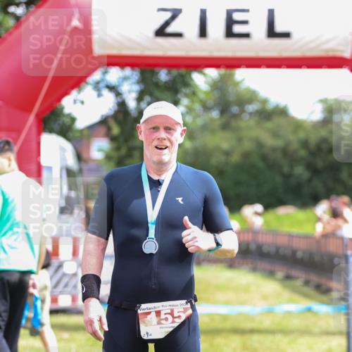 21.06.2026 - 29. Vierlanden-Triathlon Andreas Tolksdorf http://msf.ph/oto/9920752 21.06.2026 13:20:00 Ziel 673, 811 meine-sportfotos.de