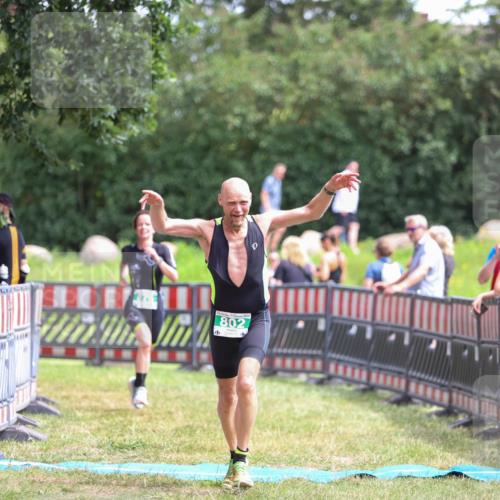 21.06.2026 - 29. Vierlanden-Triathlon Andreas Tolksdorf http://msf.ph/oto/9920829 21.06.2026 13:20:52 Ziel 802, 876 meine-sportfotos.de