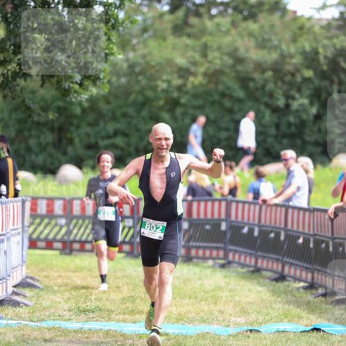 21.06.2026 - 29. Vierlanden-Triathlon Andreas Tolksdorf http://msf.ph/oto/9920832 21.06.2026 13:20:52 Ziel 802, 876 meine-sportfotos.de