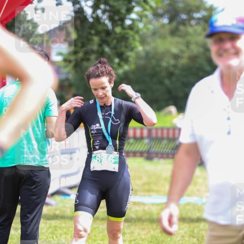 21.06.2026 - 29. Vierlanden-Triathlon Andreas Tolksdorf http://msf.ph/oto/9920845 21.06.2026 13:21:05 Ziel  meine-sportfotos.de