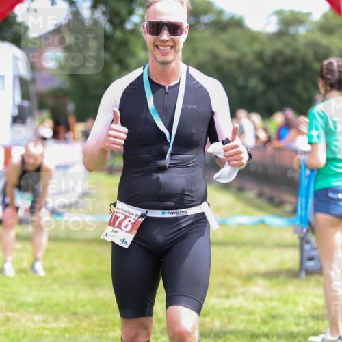 21.06.2026 - 29. Vierlanden-Triathlon Andreas Tolksdorf http://msf.ph/oto/9920879 21.06.2026 13:21:33 Ziel  meine-sportfotos.de