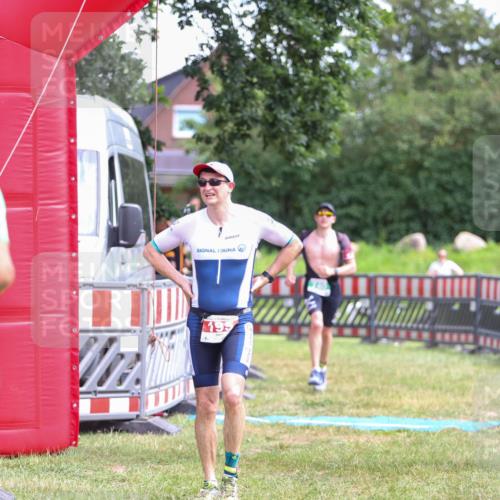 21.06.2026 - 29. Vierlanden-Triathlon Andreas Tolksdorf http://msf.ph/oto/9920912 21.06.2026 13:22:10 Ziel 195, 740, 1014 meine-sportfotos.de