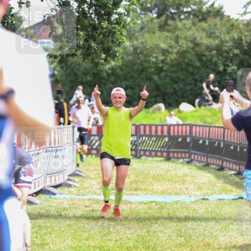 21.06.2026 - 29. Vierlanden-Triathlon Andreas Tolksdorf http://msf.ph/oto/9920943 21.06.2026 13:22:25 Ziel 293, 756, 779, 1014 meine-sportfotos.de