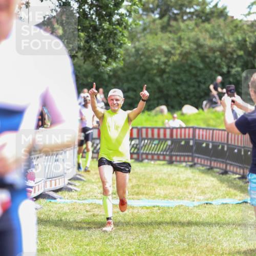 21.06.2026 - 29. Vierlanden-Triathlon Andreas Tolksdorf http://msf.ph/oto/9920946 21.06.2026 13:22:25 Ziel 293, 756, 779, 1014 meine-sportfotos.de