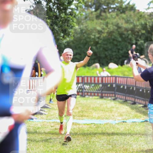 21.06.2026 - 29. Vierlanden-Triathlon Andreas Tolksdorf http://msf.ph/oto/9920951 21.06.2026 13:22:26 Ziel 293, 756, 779, 1014 meine-sportfotos.de