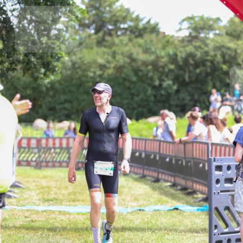 21.06.2026 - 29. Vierlanden-Triathlon Andreas Tolksdorf http://msf.ph/oto/9920959 21.06.2026 13:22:39 Ziel 756, 1017 meine-sportfotos.de