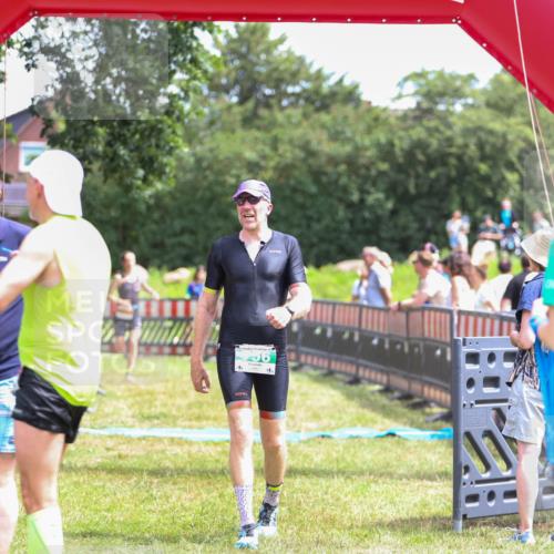 21.06.2026 - 29. Vierlanden-Triathlon Andreas Tolksdorf http://msf.ph/oto/9920962 21.06.2026 13:22:40 Ziel 756, 1017 meine-sportfotos.de