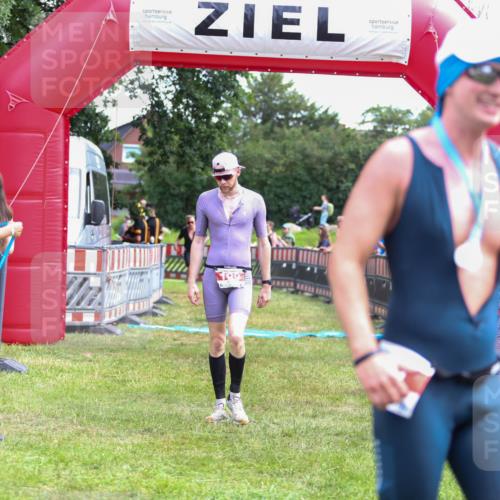 21.06.2026 - 29. Vierlanden-Triathlon Andreas Tolksdorf http://msf.ph/oto/9921024 21.06.2026 13:23:30 Ziel 109, 780 meine-sportfotos.de