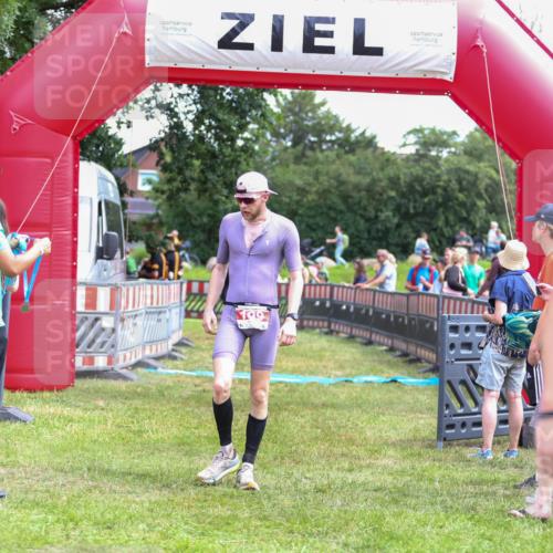 21.06.2026 - 29. Vierlanden-Triathlon Andreas Tolksdorf http://msf.ph/oto/9921030 21.06.2026 13:23:30 Ziel 109, 780 meine-sportfotos.de