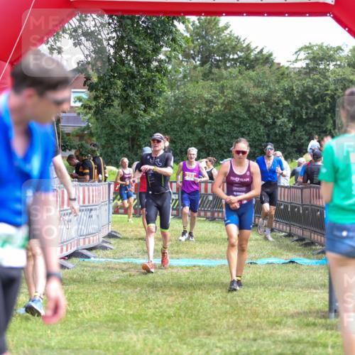 21.06.2026 - 29. Vierlanden-Triathlon Andreas Tolksdorf http://msf.ph/oto/9921084 21.06.2026 13:24:18 Ziel 288, 633, 680, 777, 983, 985 meine-sportfotos.de