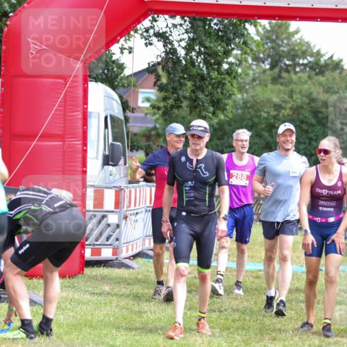 21.06.2026 - 29. Vierlanden-Triathlon Andreas Tolksdorf http://msf.ph/oto/9921114 21.06.2026 13:24:23 Ziel 288, 628, 643, 652, 680, 777, 985 meine-sportfotos.de