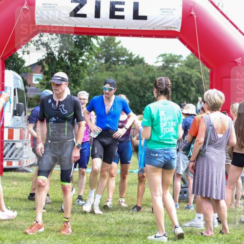 21.06.2026 - 29. Vierlanden-Triathlon Andreas Tolksdorf http://msf.ph/oto/9921130 21.06.2026 13:24:26 Ziel 288, 628, 643, 652, 680, 985 meine-sportfotos.de