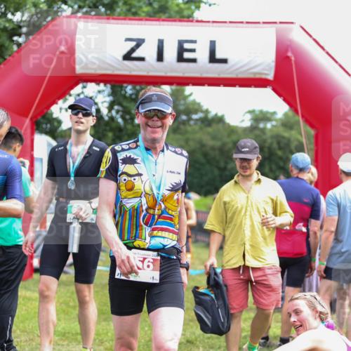 21.06.2026 - 29. Vierlanden-Triathlon Andreas Tolksdorf http://msf.ph/oto/9921152 21.06.2026 13:25:14 Ziel 994 meine-sportfotos.de