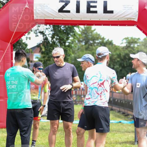 21.06.2026 - 29. Vierlanden-Triathlon Andreas Tolksdorf http://msf.ph/oto/9921179 21.06.2026 13:26:13 Ziel 135 meine-sportfotos.de