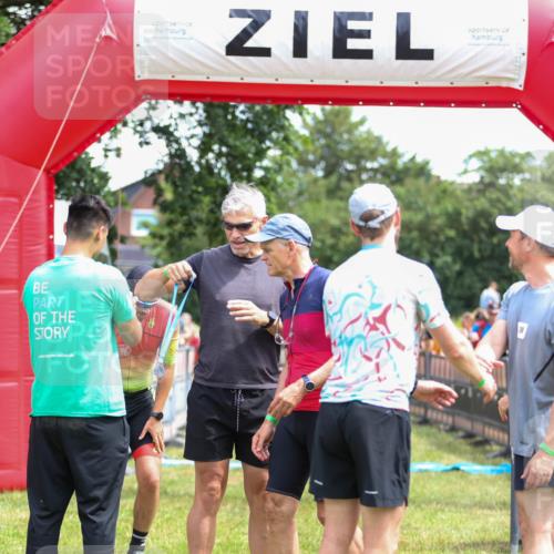 21.06.2026 - 29. Vierlanden-Triathlon Andreas Tolksdorf http://msf.ph/oto/9921185 21.06.2026 13:26:13 Ziel 135 meine-sportfotos.de