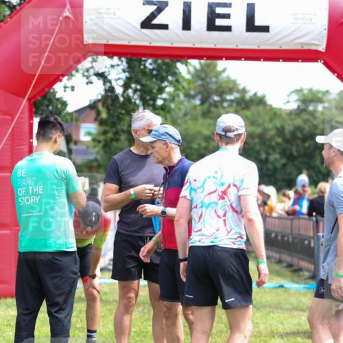 21.06.2026 - 29. Vierlanden-Triathlon Andreas Tolksdorf http://msf.ph/oto/9921188 21.06.2026 13:26:14 Ziel 135 meine-sportfotos.de