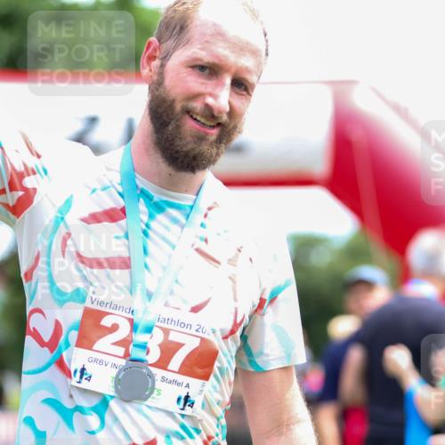 21.06.2026 - 29. Vierlanden-Triathlon Andreas Tolksdorf http://msf.ph/oto/9921224 21.06.2026 13:27:35 Ziel 727, 995, 1015 meine-sportfotos.de