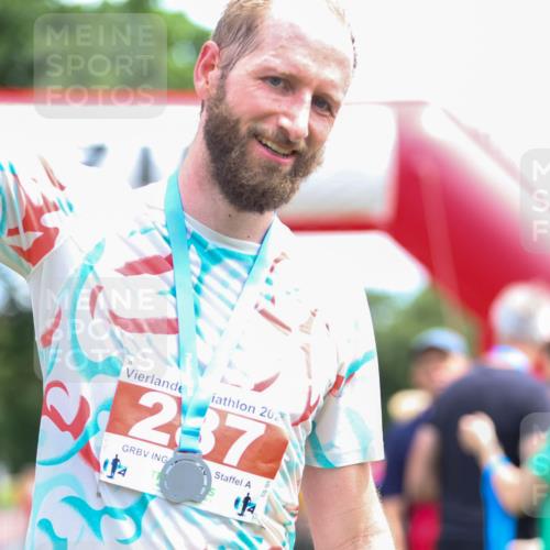 21.06.2026 - 29. Vierlanden-Triathlon Andreas Tolksdorf http://msf.ph/oto/9921225 21.06.2026 13:27:35 Ziel 727, 995, 1015 meine-sportfotos.de