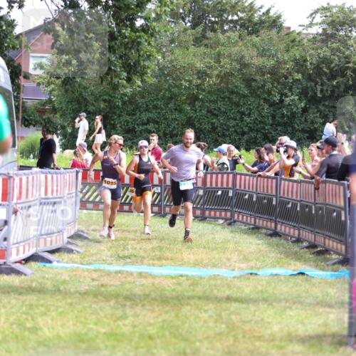 21.06.2026 - 29. Vierlanden-Triathlon Andreas Tolksdorf http://msf.ph/oto/9921228 21.06.2026 13:27:41 Ziel 727, 990, 995, 1015 meine-sportfotos.de