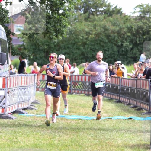 21.06.2026 - 29. Vierlanden-Triathlon Andreas Tolksdorf http://msf.ph/oto/9921239 21.06.2026 13:27:43 Ziel 727, 990, 995, 1015 meine-sportfotos.de
