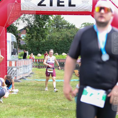 21.06.2026 - 29. Vierlanden-Triathlon Andreas Tolksdorf http://msf.ph/oto/9921278 21.06.2026 13:28:16 Ziel 835, 1020 meine-sportfotos.de