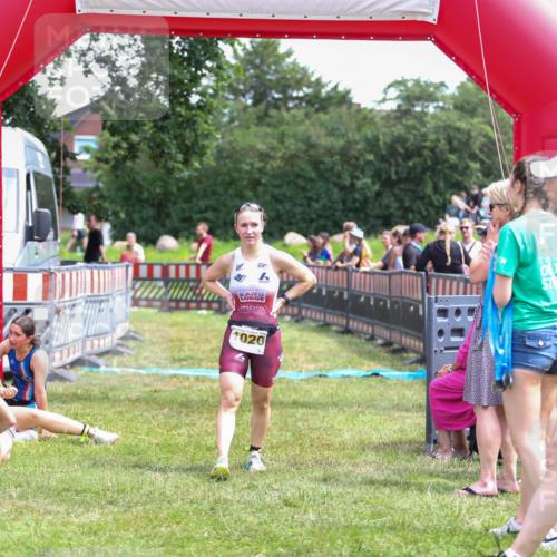 21.06.2026 - 29. Vierlanden-Triathlon Andreas Tolksdorf http://msf.ph/oto/9921282 21.06.2026 13:28:19 Ziel 684, 835 meine-sportfotos.de