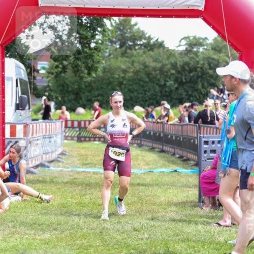 21.06.2026 - 29. Vierlanden-Triathlon Andreas Tolksdorf http://msf.ph/oto/9921285 21.06.2026 13:28:19 Ziel 684, 835 meine-sportfotos.de