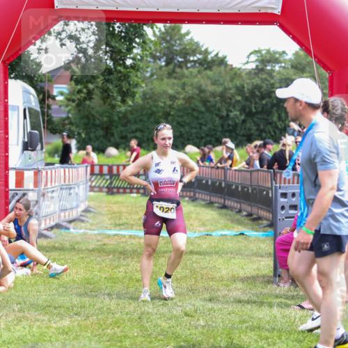 21.06.2026 - 29. Vierlanden-Triathlon Andreas Tolksdorf http://msf.ph/oto/9921287 21.06.2026 13:28:19 Ziel 684, 835 meine-sportfotos.de
