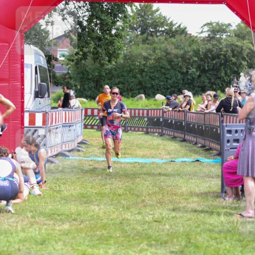 21.06.2026 - 29. Vierlanden-Triathlon Andreas Tolksdorf http://msf.ph/oto/9921288 21.06.2026 13:28:28 Ziel 38, 684, 835, 1009 meine-sportfotos.de