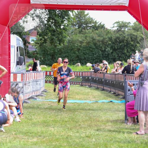 21.06.2026 - 29. Vierlanden-Triathlon Andreas Tolksdorf http://msf.ph/oto/9921297 21.06.2026 13:28:28 Ziel 38, 684, 835, 1009 meine-sportfotos.de