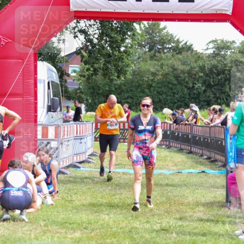 21.06.2026 - 29. Vierlanden-Triathlon Andreas Tolksdorf http://msf.ph/oto/9921307 21.06.2026 13:28:30 Ziel 38, 684, 835, 1009 meine-sportfotos.de