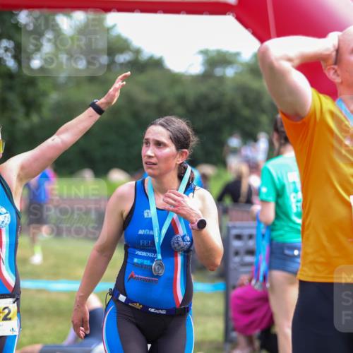 21.06.2026 - 29. Vierlanden-Triathlon Andreas Tolksdorf http://msf.ph/oto/9921343 21.06.2026 13:29:00 Ziel 648, 746, 901, 1004 meine-sportfotos.de