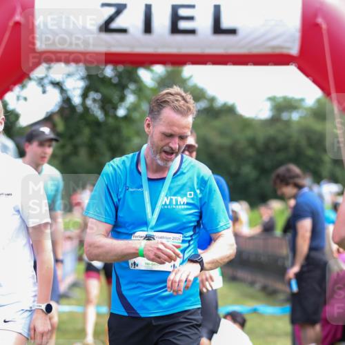 21.06.2026 - 29. Vierlanden-Triathlon Andreas Tolksdorf http://msf.ph/oto/9921356 21.06.2026 13:29:08 Ziel 746, 1004 meine-sportfotos.de