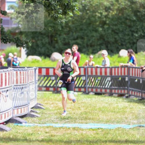 21.06.2026 - 29. Vierlanden-Triathlon Andreas Tolksdorf http://msf.ph/oto/9921431 21.06.2026 13:31:17 Ziel 1007 meine-sportfotos.de