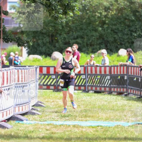 21.06.2026 - 29. Vierlanden-Triathlon Andreas Tolksdorf http://msf.ph/oto/9921432 21.06.2026 13:31:17 Ziel 1007 meine-sportfotos.de