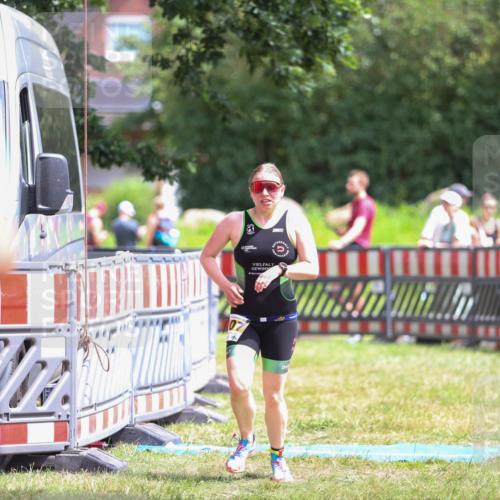 21.06.2026 - 29. Vierlanden-Triathlon Andreas Tolksdorf http://msf.ph/oto/9921437 21.06.2026 13:31:18 Ziel 1007, 1016 meine-sportfotos.de