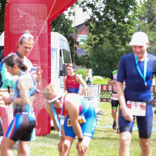 21.06.2026 - 29. Vierlanden-Triathlon Andreas Tolksdorf http://msf.ph/oto/9921459 21.06.2026 13:31:52 Ziel 163, 999, 1021 meine-sportfotos.de