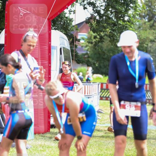 21.06.2026 - 29. Vierlanden-Triathlon Andreas Tolksdorf http://msf.ph/oto/9921465 21.06.2026 13:31:52 Ziel 163, 999, 1021 meine-sportfotos.de