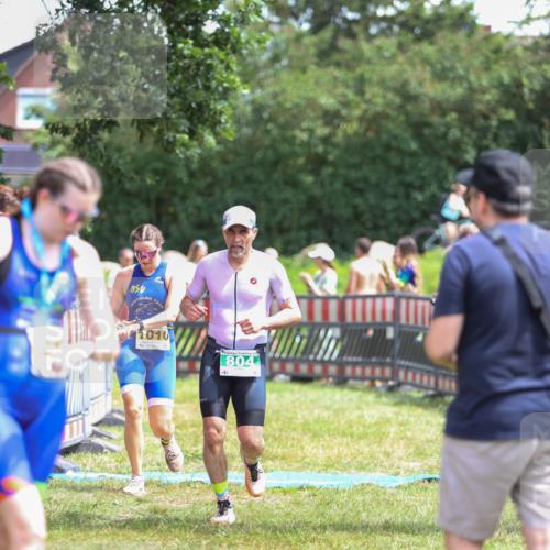 21.06.2026 - 29. Vierlanden-Triathlon Andreas Tolksdorf http://msf.ph/oto/9921498 21.06.2026 13:32:29 Ziel 683, 769, 804, 900, 986, 1003, 1010 meine-sportfotos.de