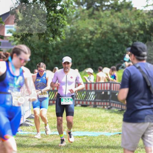 21.06.2026 - 29. Vierlanden-Triathlon Andreas Tolksdorf http://msf.ph/oto/9921499 21.06.2026 13:32:29 Ziel 683, 769, 804, 900, 986, 1003, 1010 meine-sportfotos.de