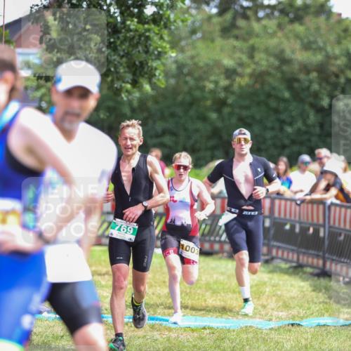 21.06.2026 - 29. Vierlanden-Triathlon Andreas Tolksdorf http://msf.ph/oto/9921508 21.06.2026 13:32:36 Ziel 683, 769, 986, 1003 meine-sportfotos.de