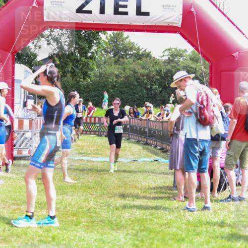 21.06.2026 - 29. Vierlanden-Triathlon Andreas Tolksdorf http://msf.ph/oto/9921526 21.06.2026 13:33:12 Ziel 172, 672, 786, 794, 844, 872, 882, 897 meine-sportfotos.de