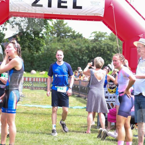 21.06.2026 - 29. Vierlanden-Triathlon Andreas Tolksdorf http://msf.ph/oto/9921550 21.06.2026 13:33:29 Ziel 59, 737, 776, 869 meine-sportfotos.de
