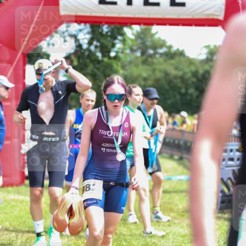 21.06.2026 - 29. Vierlanden-Triathlon Andreas Tolksdorf http://msf.ph/oto/9921555 21.06.2026 13:34:39 Ziel 171 meine-sportfotos.de