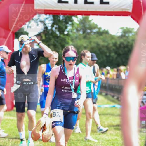 21.06.2026 - 29. Vierlanden-Triathlon Andreas Tolksdorf http://msf.ph/oto/9921557 21.06.2026 13:34:39 Ziel 171 meine-sportfotos.de