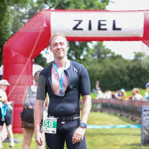 21.06.2026 - 29. Vierlanden-Triathlon Andreas Tolksdorf http://msf.ph/oto/9921596 21.06.2026 13:35:41 Ziel  meine-sportfotos.de